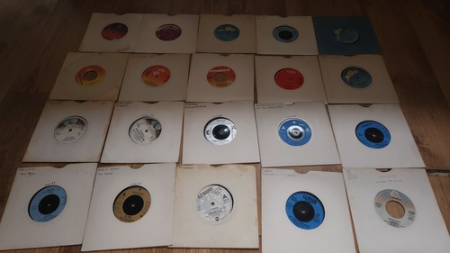 Job lot vinyl singles - 20,
