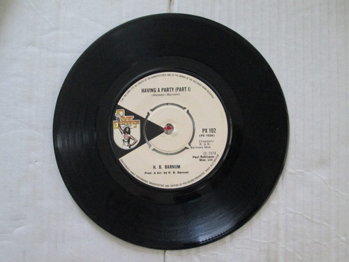 Barnum uk 45 - having, a