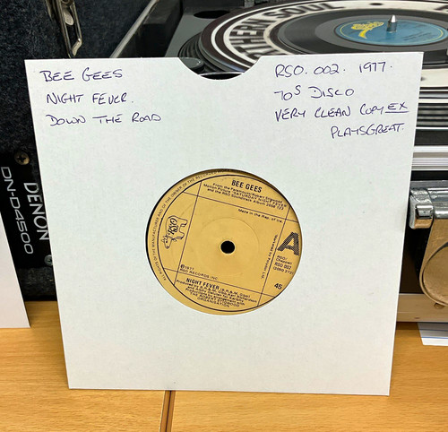 Bee gees night - fever, down